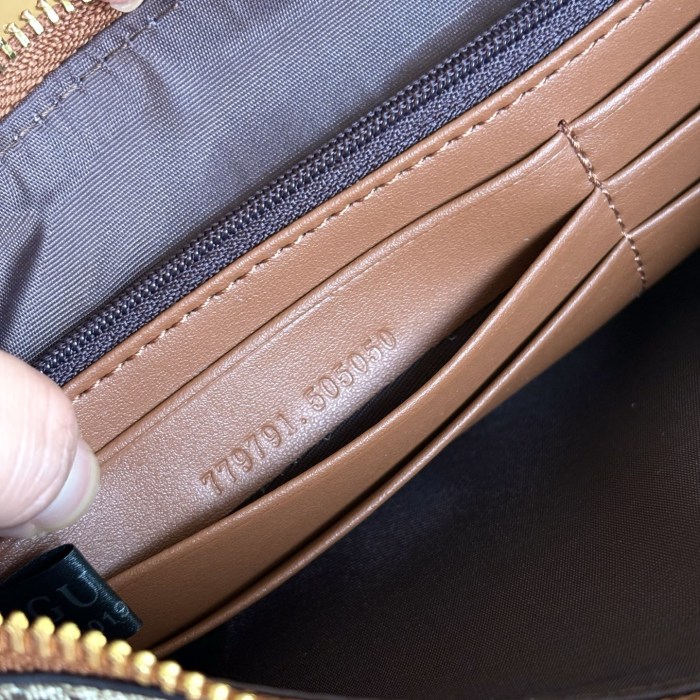 高品質 グッチ レディース ショルダーバッグ スーパーコピー 779791