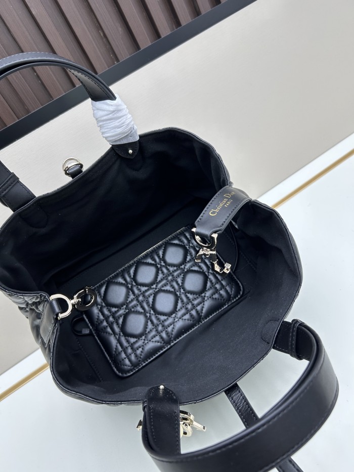 超限定♪ ディオール レディース ハンドバック スーパーコピー 2821