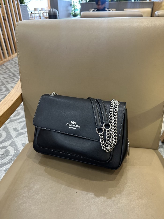 すぐ届く コーチ レディース ショルダーバッグ コピー CCF10
