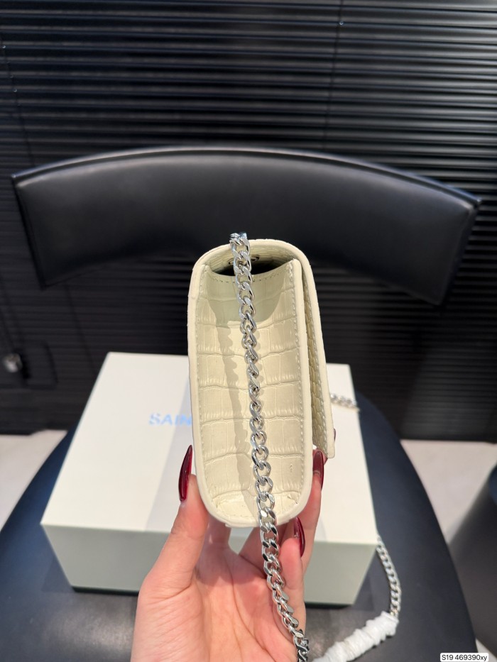 ★日本!!人気！サンローラン レディース ショルダーバッグ スーパーコピー 469390