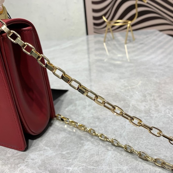 人気急上昇 ドルチェ&ガッバーナ レディース ショルダーバッグ 偽物