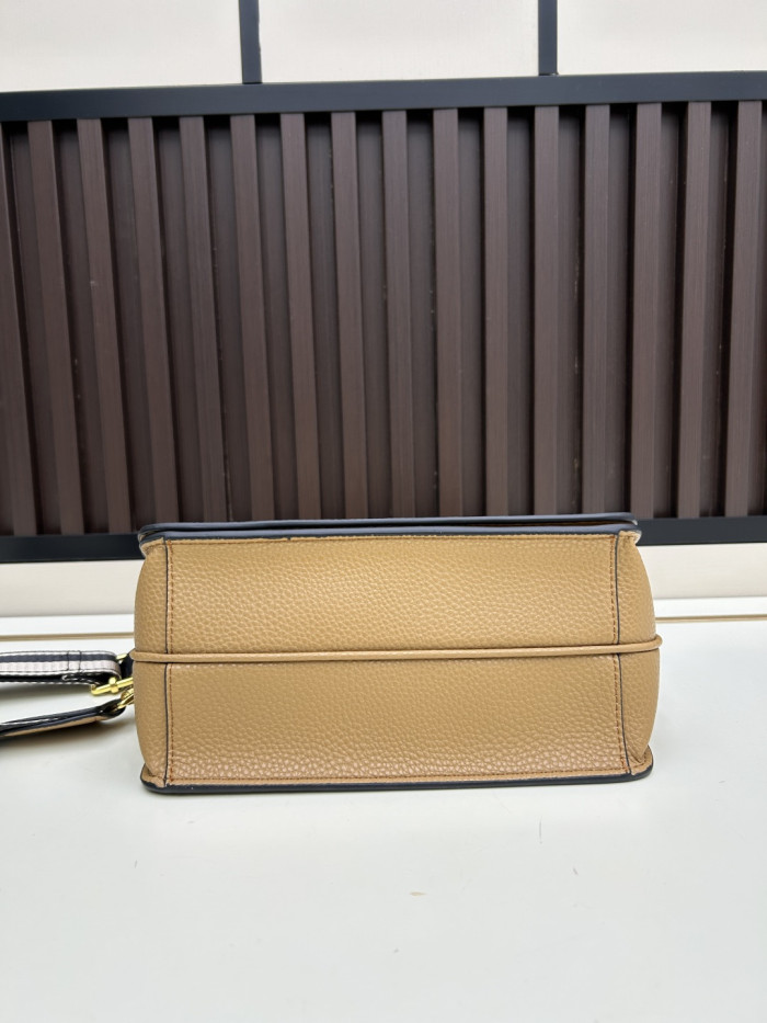 すぐ届く プラダ レディース ショルダーバッグ 偽物 1BA106