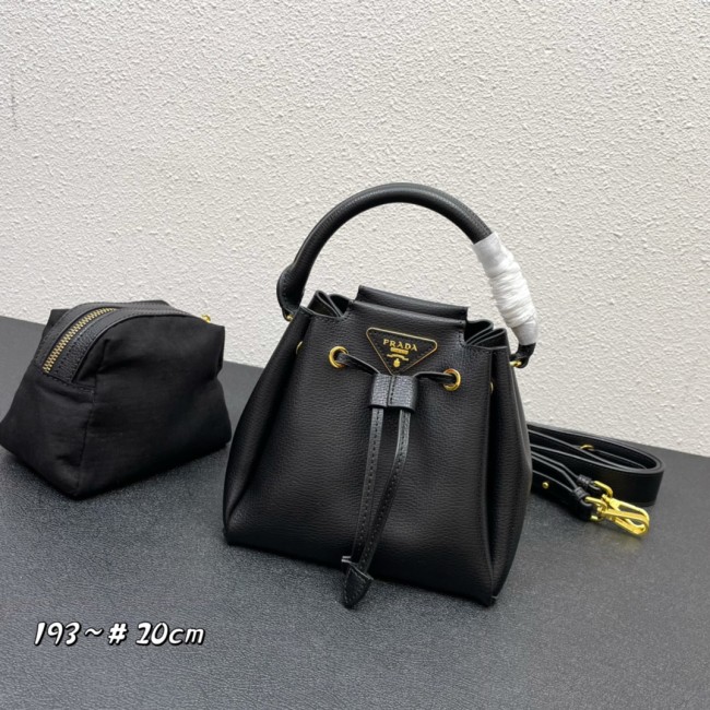 世界中で大人気♪ プラダ レディース バケツバッグ 偽物 1BH193