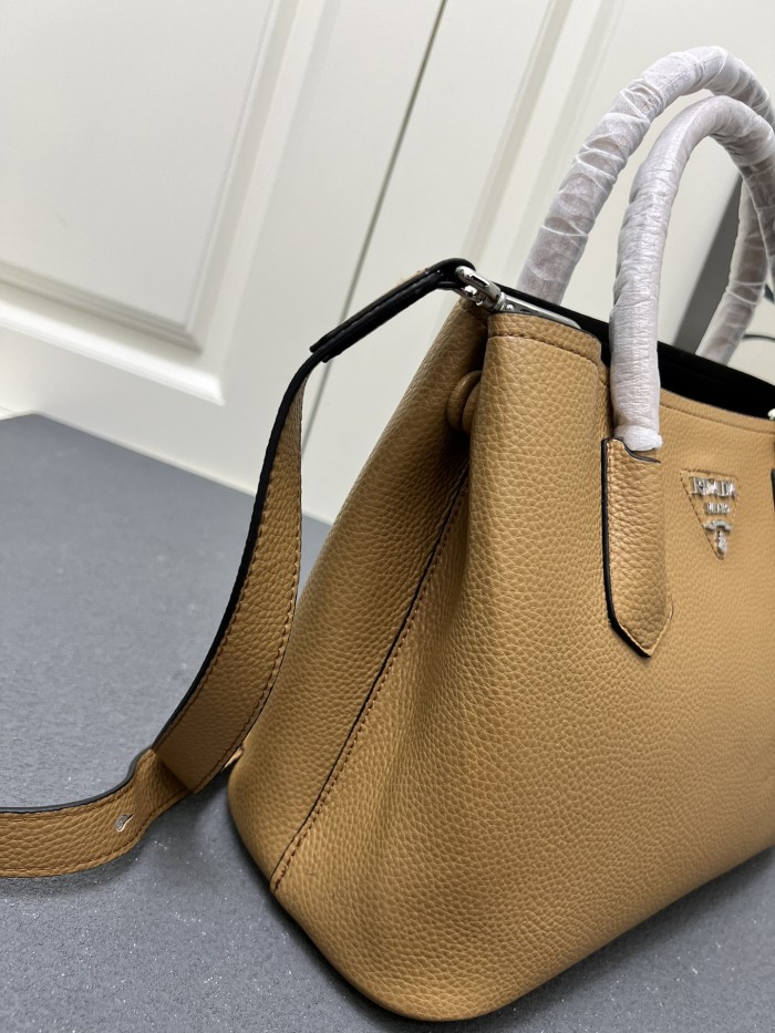 【限定カラー】プラダ レディース ハンドバック スーパーコピー 1BH443