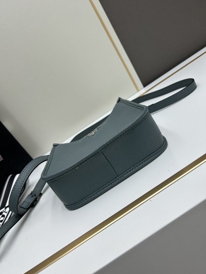 完売必至 プラダ レディース ショルダーバッグ コピー 1BC073