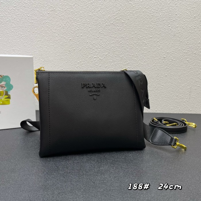 【即発】★ プラダ レディース ショルダーバッグ 偽物 1BH188