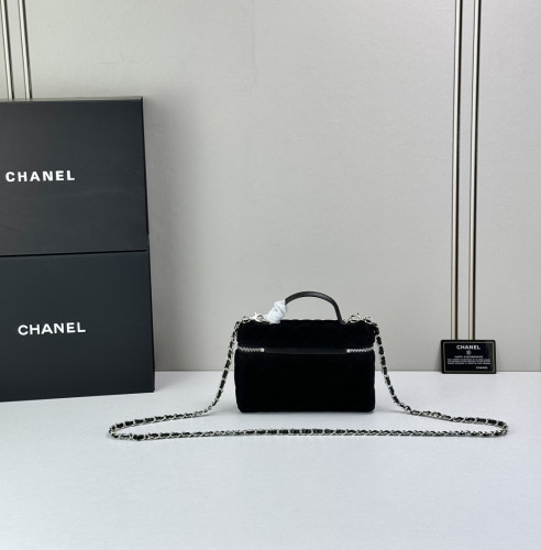 絶対欲しい！シャネル レディース ショルダーバッグ 偽物 6706