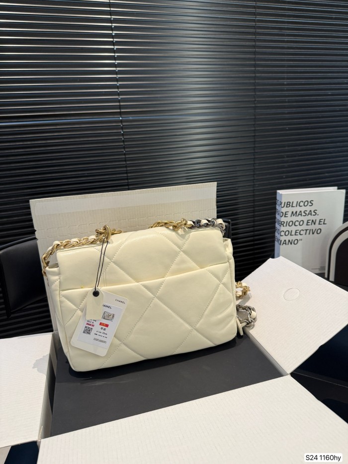 絶対欲しい！シャネル レディース ショルダーバッグ スーパーコピー 1160