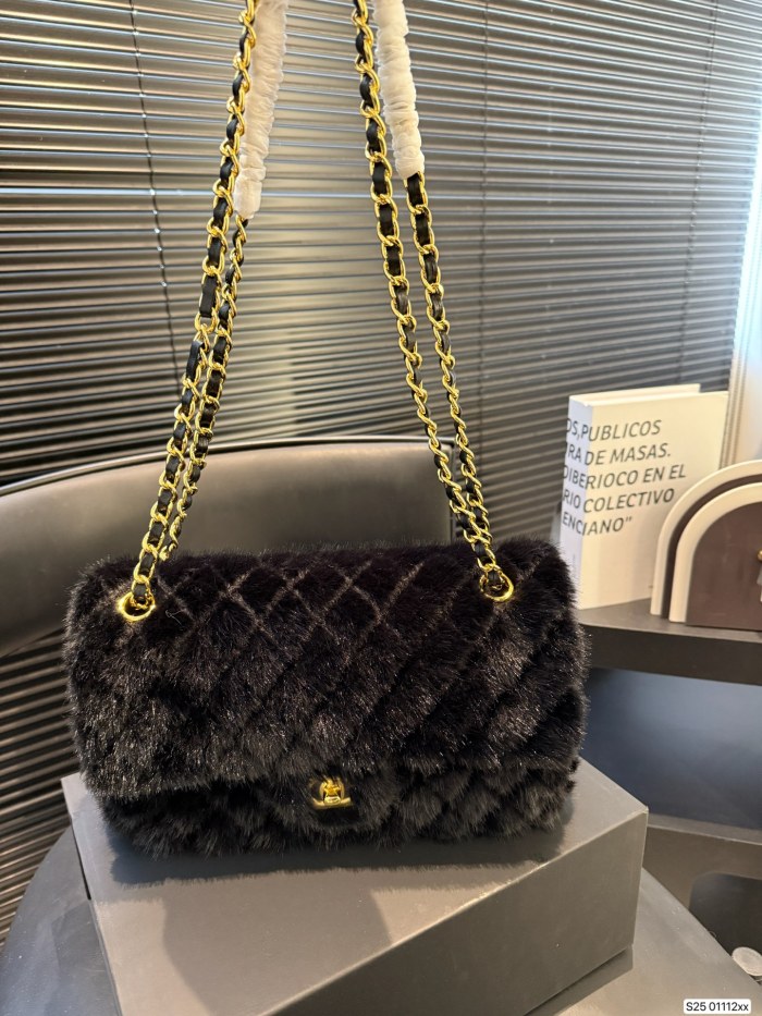 入手困難品！シャネル レディース ショルダーバッグ コピー 01112