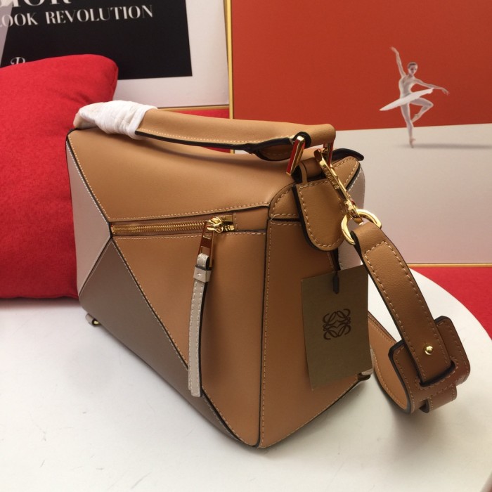 送料込 ロエベ レディース ショルダーバッグ コピー 0153