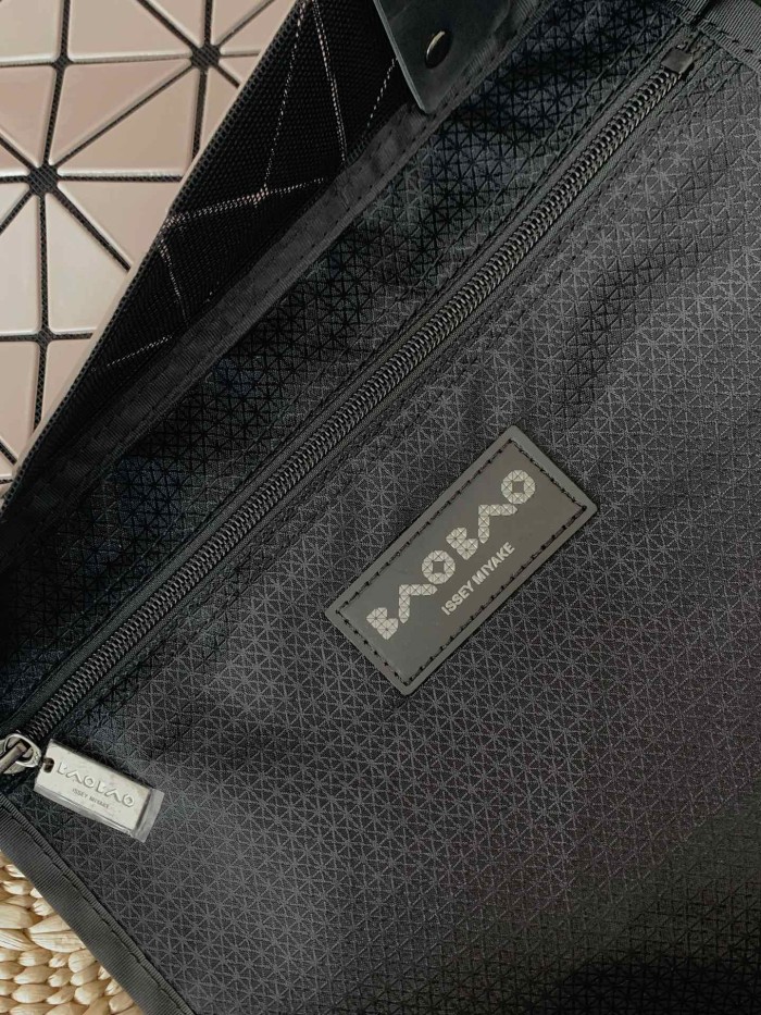 すぐ届く イッセイミヤケ レディース トートバッグ スーパーコピー