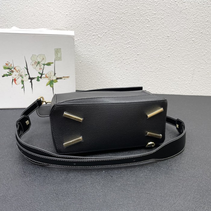完売必至 ★ ロエベ レディース ショルダーバッグ スーパーコピー 0152