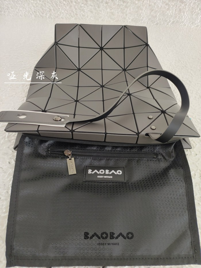 目を惹くカラー イッセイミヤケ レディース バケツバッグ 偽物