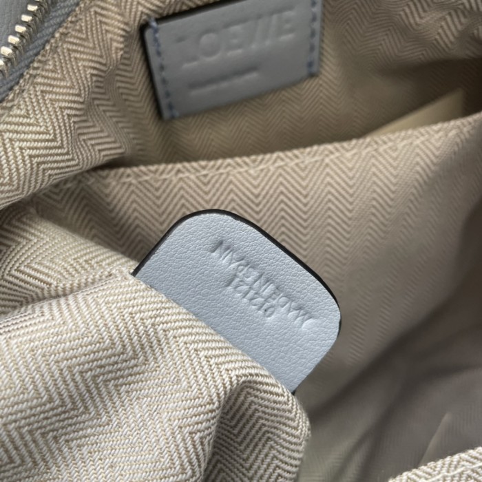 入手困難品！ロエベ レディース ショルダーバッグ 偽物 0152