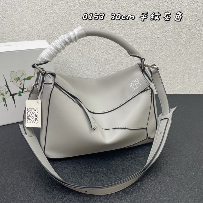 【使い勝手抜群】ロエベ レディース ショルダーバッグ 偽物 0153