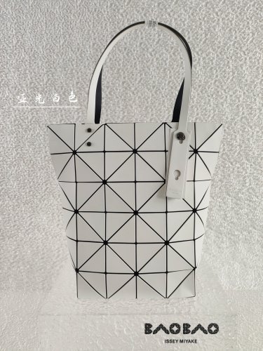 完売必至 ★ イッセイミヤケ レディース バケツバッグ コピー