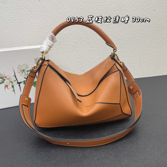 注目アイテム♡ ロエベ レディース ショルダーバッグ スーパーコピー 0153