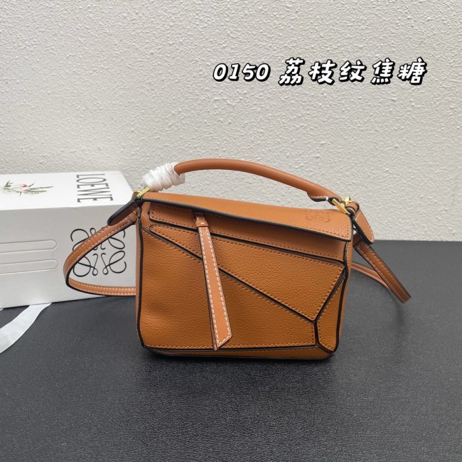 絶対欲しい!ロエベ レディース ショルダーバッグ 偽物 0150