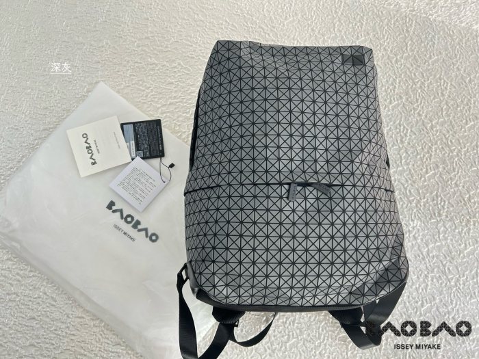 お洒落 イッセイミヤケ レディース バックパック 偽物