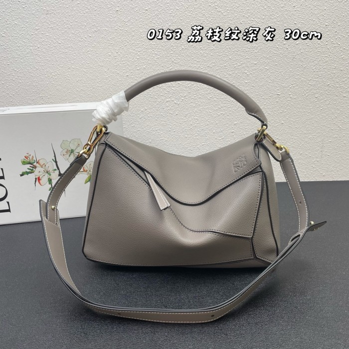 日本未入荷 ロエベ レディース ショルダーバッグ 偽物 0153