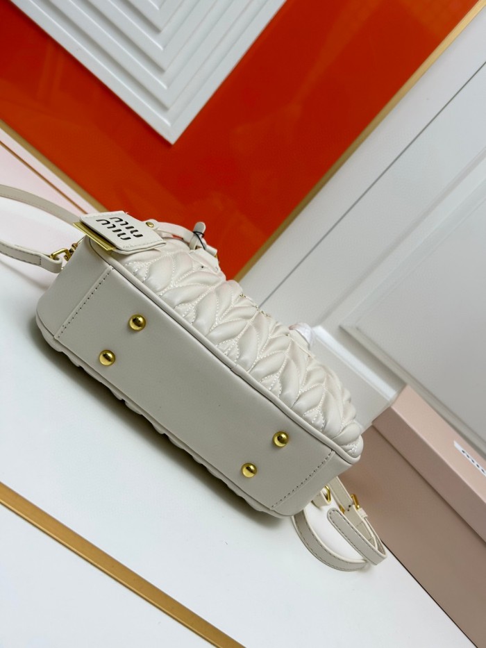 完売必至 ミュウミュウ レディース ハンドバッグ コピー 2311#
