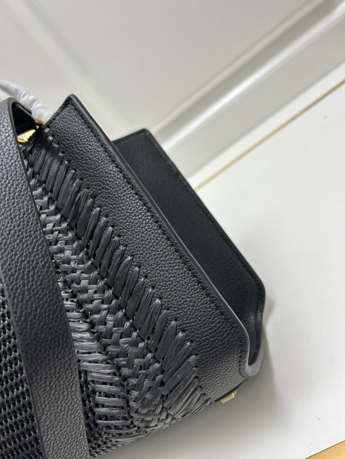 すぐ届く ヴァレンティノ レディース トートバッグ 偽物 9876