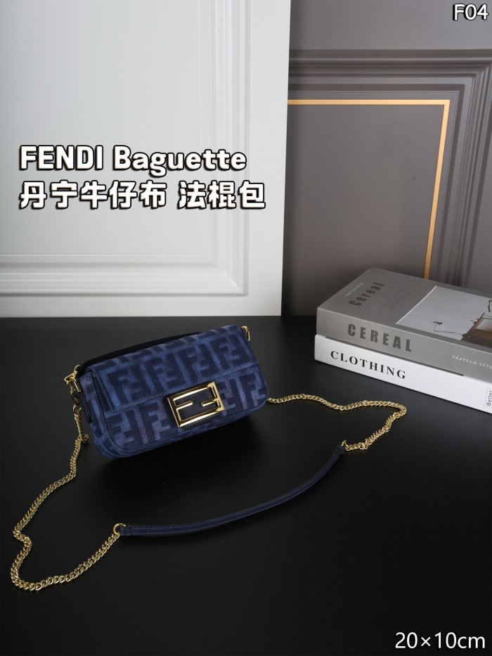 人気爆発☆ フェンディ レディース ショルダーバッグ コピー