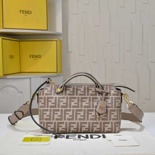 日本未入荷 フェンディ ショルダーバッグ スーパーコピー