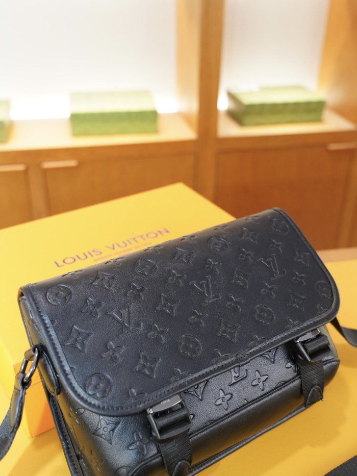 日本未入荷 ルイヴィトン ショルダーバッグ コピー