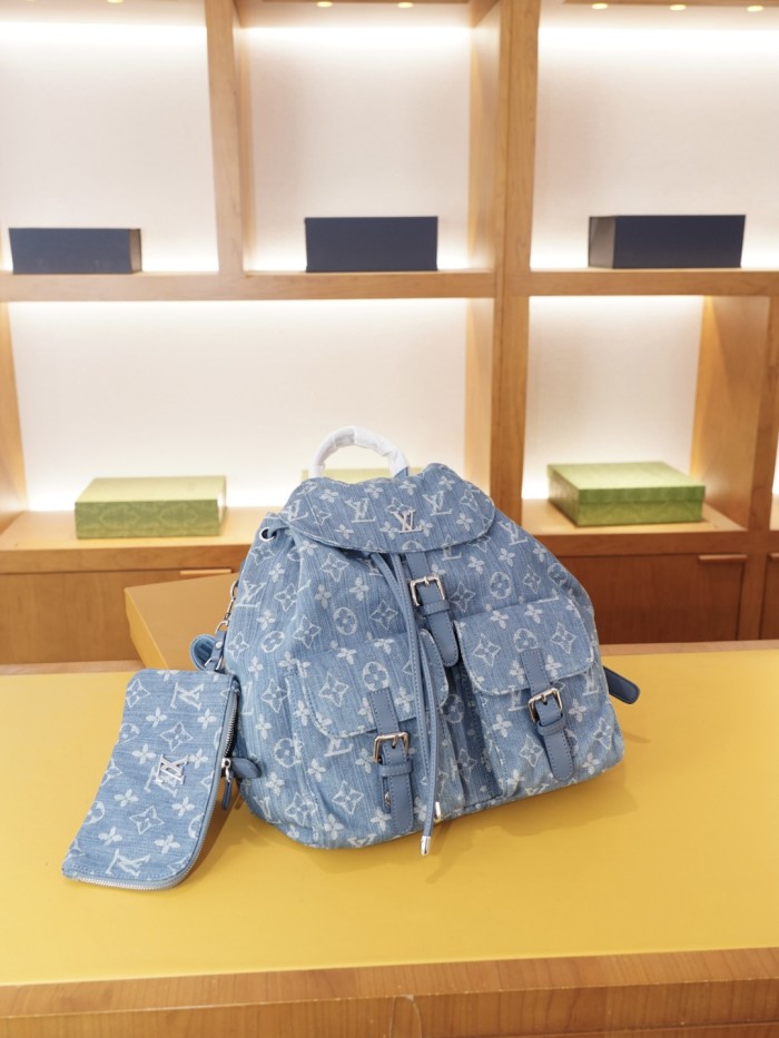 完売必至 ★ ルイヴィトン バックパック コピー