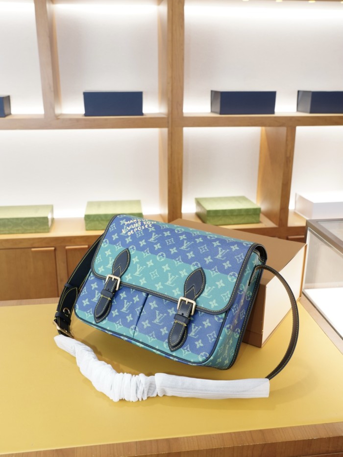 完売必至 ルイヴィトン ショルダーバッグ 偽物