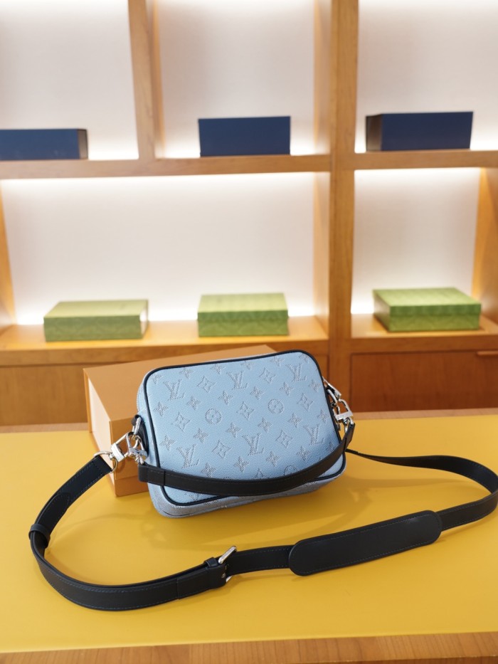 日本未入荷 ルイヴィトン ショルダーバッグ スーパーコピー