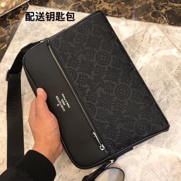 入手困難品！ルイヴィトン ショルダーバッグ スーパーコピー