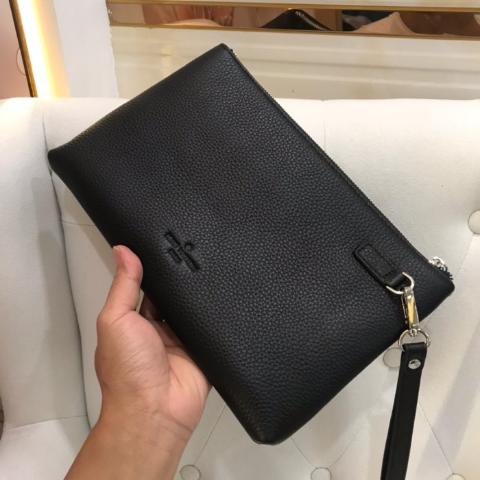 完売前に！ルイヴィトン クラッチバッグ 偽物