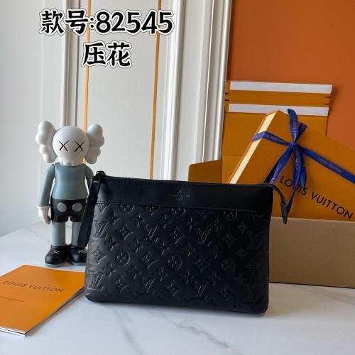 定番人気！ルイヴィトン クラッチバッグ 偽物