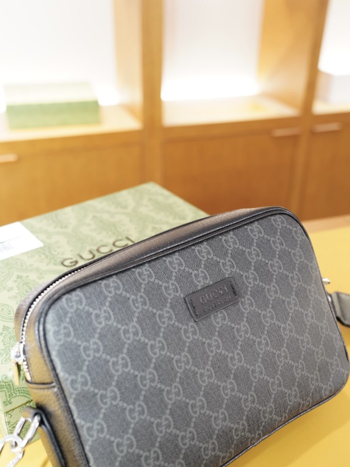 新色登場☆ グッチ ショルダーバッグ 偽物
