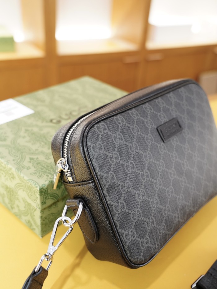 新色登場☆ グッチ ショルダーバッグ 偽物