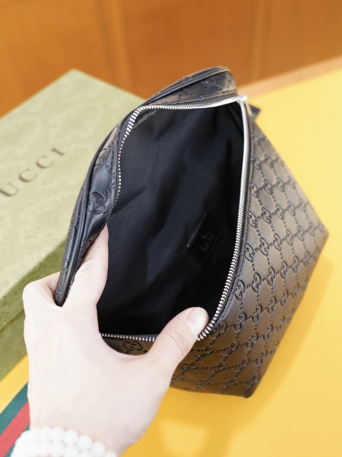 肌触り最高な グッチ ボディバッグ 偽物