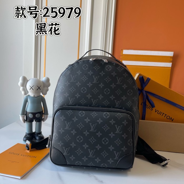 目を惹くカラー ルイヴィトン バックパック 偽物