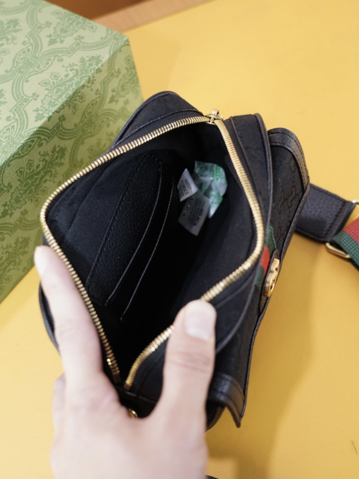 定番人気！グッチ ショルダーバッグ 偽物