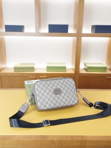 【即発】★ グッチ ショルダーバッグ 偽物