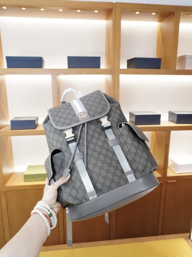世界中で大人気♪ グッチ バックパック コピー