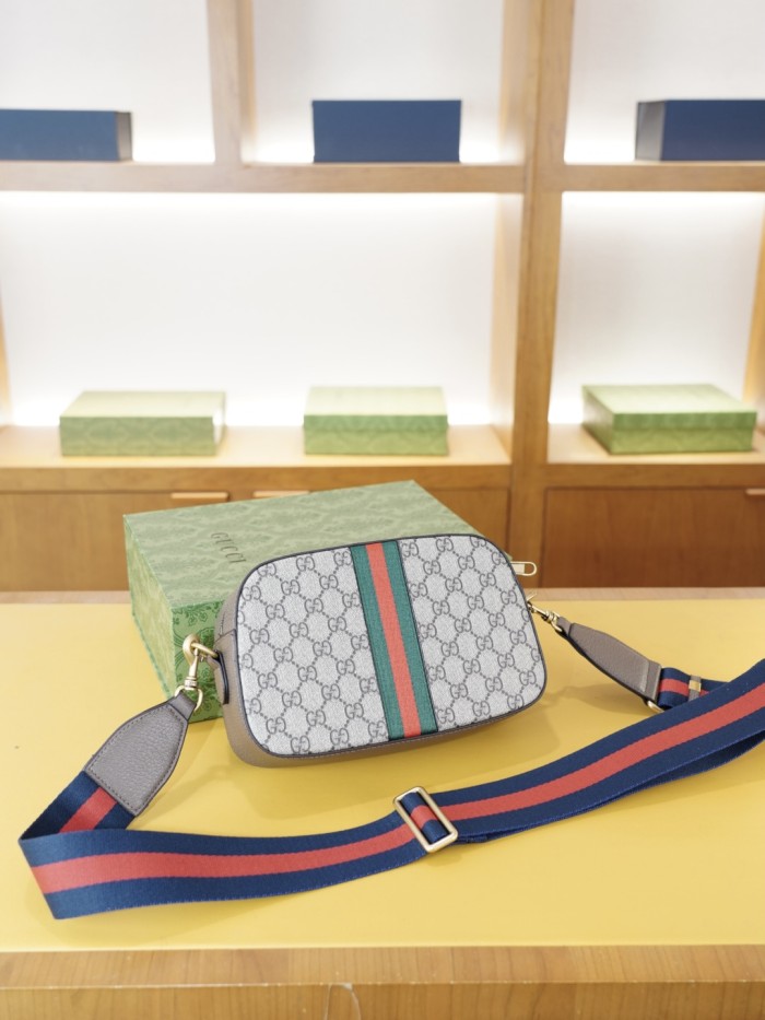 完売必至 グッチ ショルダーバッグ コピー