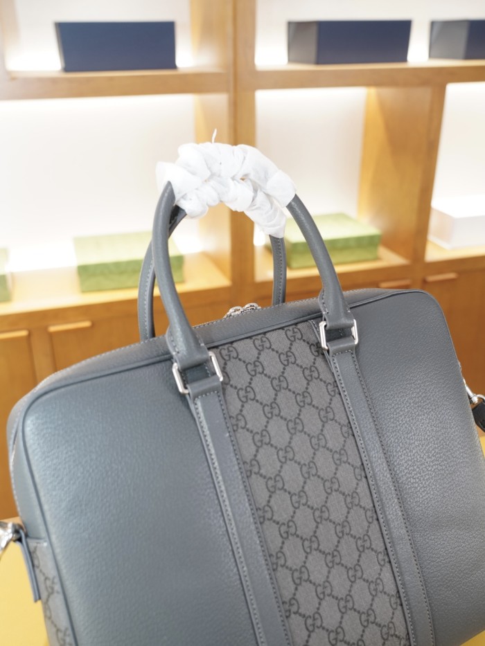 超希少！グッチ ブリーフケース 偽物