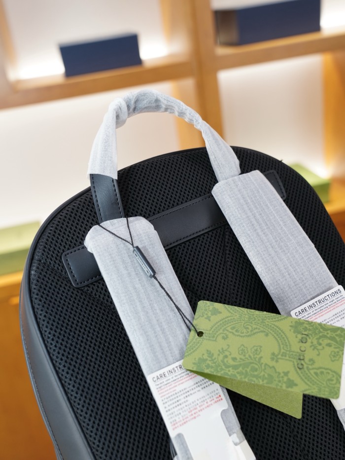 即発送！グッチ バックパック スーパーコピー