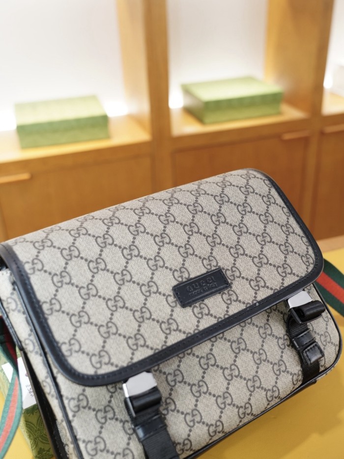 日本未入荷 グッチ ショルダーバッグ コピー