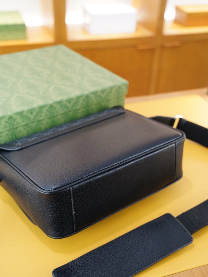 入手困難品！グッチ ショルダーバッグ コピー