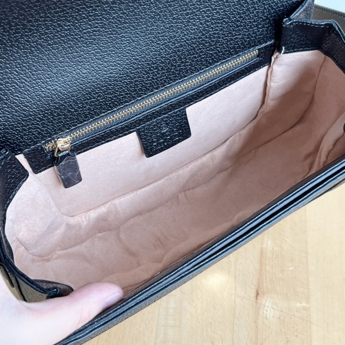 激安価格！グッチ ショルダーバッグ コピー