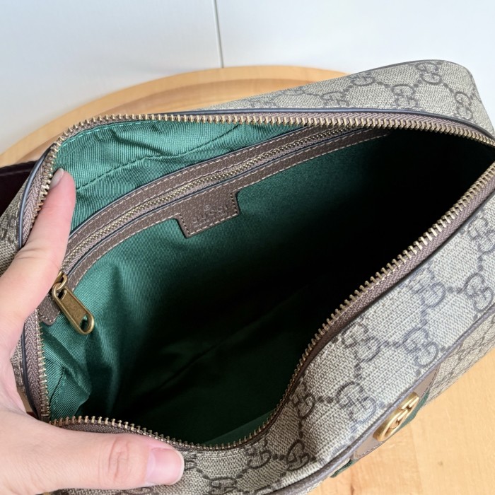 完売必至 グッチ ショルダーバッグ コピー