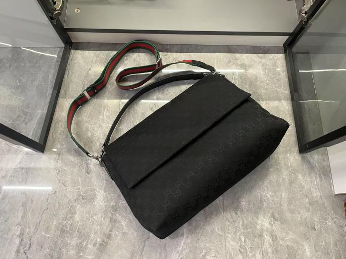 完売必至 ★ グッチ ショルダーバッグ スーパーコピー